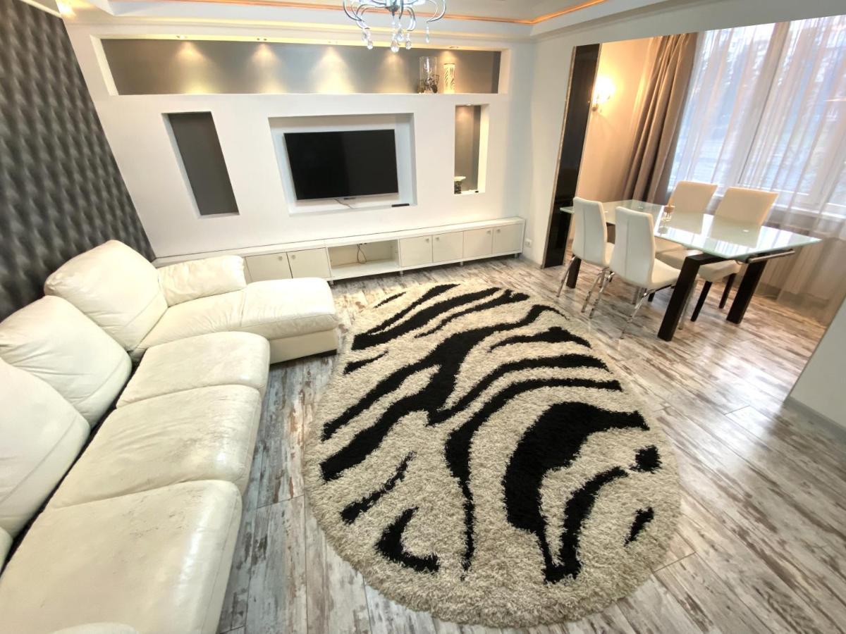 Bright Luxury Apartment Near Center Chisinau Exterior photo